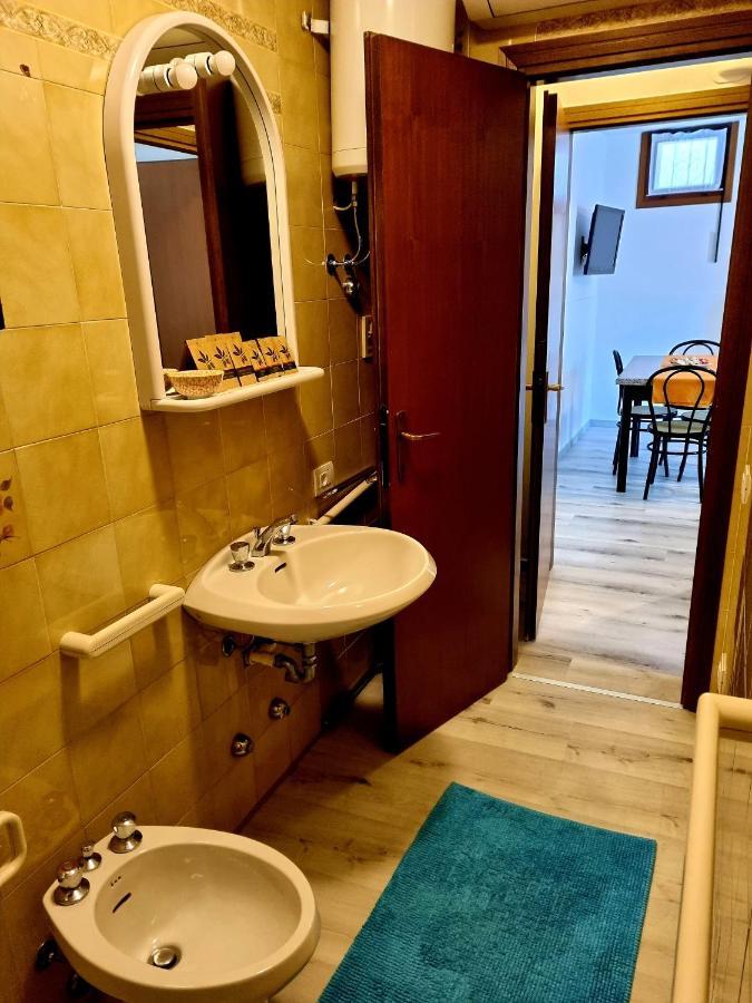 Apartament 1282 トッリ・デル・ベーナコ エクステリア 写真